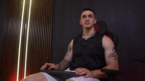 Jackson Olsen online show from 04-16-26, 08:42