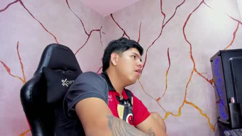 Snapshot of jacksonparker_ chatting on 01-17-25, 10:12 Jackson online show from 01-17-25, 10:12