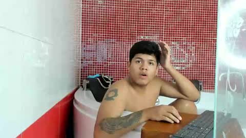 Snapshot of jacksonparker_ chatting on 01-25-25, 12:06 Jackson online show from 01-25-25, 12:06