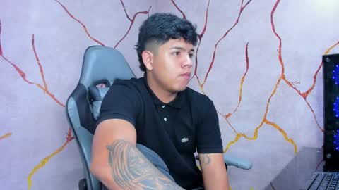 Snapshot of jacksonparker_ chatting on 02-14-25, 07:23 Jackson online show from 02-14-25, 07:23