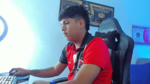 Snapshot of jacksonparker_ chatting on 02-16-25, 12:10 Jackson online show from 02-16-25, 12:10