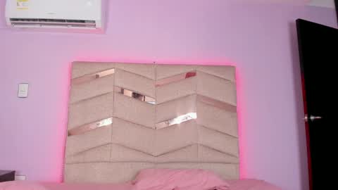 Snapshot of jacksonparker_ chatting on 02-28-25, 05:04 Jackson online show from 02-28-25, 05:04