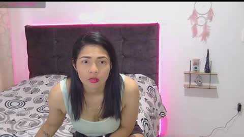 Snapshot of jacky_bill chatting on 04-15-26, 11:17 jacky_bill online show from 04-15-26, 11:17