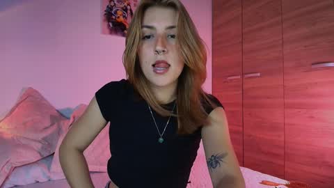 Linda Sofia help me get to 100 thumbs up online show from 03-03-25, 03:41