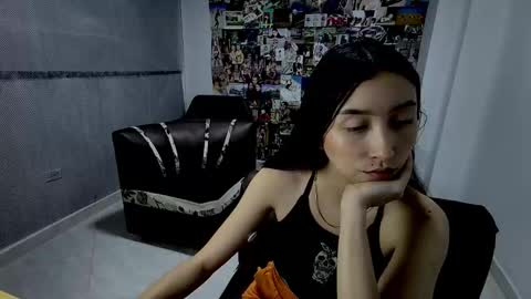 Snapshot of jackyrosee2323 chatting on 10-22-25, 03:18 jackyrosee2323 online show from 10-22-25, 03:18