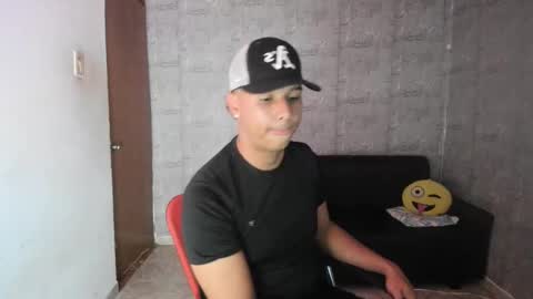 Snapshot of jacob_tin chatting on 11-29-25, 04:15 Jacob online show from 11-29-25, 04:15