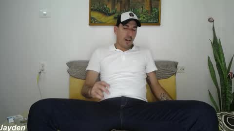 Jacob And Jayden online show from 12-19-25, 06:59