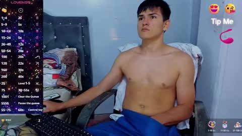 Snapshot of jacobb_lee chatting on 10-10-25, 05:56 Jacob Lee online show from 10-10-25, 05:56