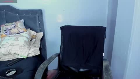 Snapshot of jacobb_lee chatting on 11-19-25, 10:54 Jacob Lee online show from 11-19-25, 10:54