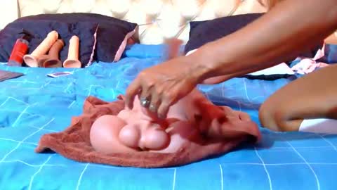 Jada online show from 11-12-25, 02:17