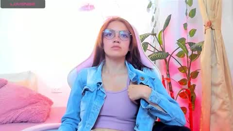 jade77__ online show from 09-26-25, 02:10