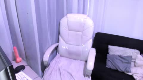 jade_connor online show from 02-16-26, 09:00