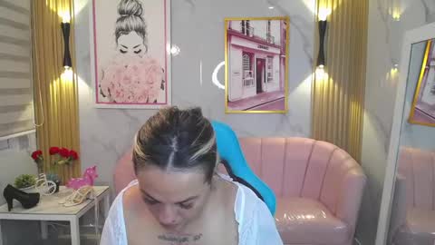 Jade  online show from 09-18-25, 03:41