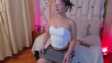 ade online show from 12-05-25, 02:36