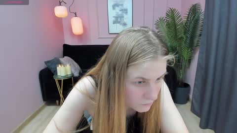 Jade online show from 02-06-25, 01:05