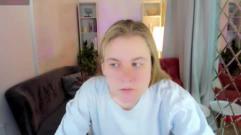 Snapshot of jade_soft chatting on 11-12-25, 09:03 Jade online show from 11-12-25, 09:03