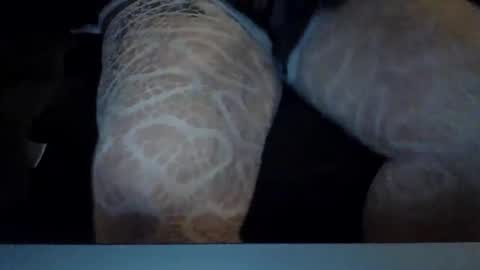 Snapshot of jadeallyson1 chatting on 11-14-25, 06:45 jade allyson and sexy guy online show from 11-14-25, 06:45