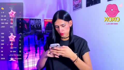 Snapshot of jadebenett chatting on 02-19-25, 06:11 Jade Benett online show from 02-19-25, 06:11