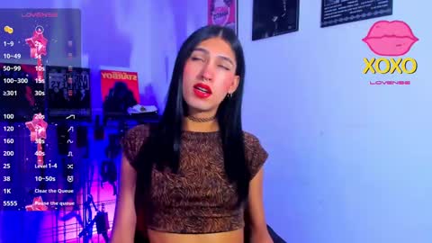 Snapshot of jadebenett chatting on 02-21-25, 01:55 Jade Benett online show from 02-21-25, 01:55