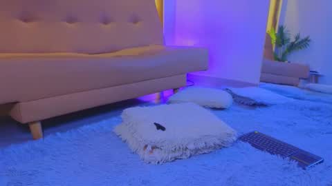 jadee__ online show from 10-30-25, 01:51