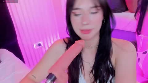 Snapshot of jadee_reed chatting on 02-20-26, 06:37 Jade Red online show from 02-20-26, 06:37