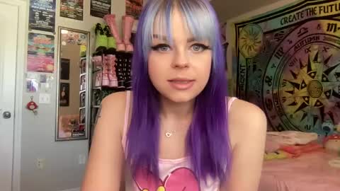 Snapshot of jadeisabel chatting on 01-27-25, 03:50 Jade Isabel online show from 01-27-25, 03:50