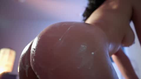 Snapshot of jadeperez_ chatting on 12-16-24, 02:25 Jade online show from 12-16-24, 02:25