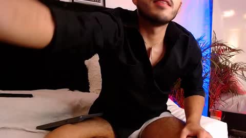 Snapshot of jaiden_thoner chatting on 11-22-25, 07:18 Jaiden online show from 11-22-25, 07:18