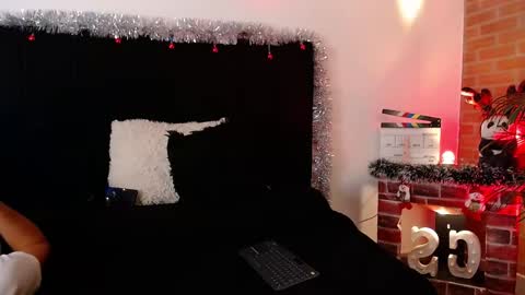 Snapshot of jaiden_thoner chatting on 12-19-25, 08:32 Jaiden online show from 12-19-25, 08:32