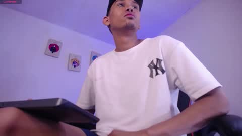 JAISON HALLS online show from 10-09-25, 08:23