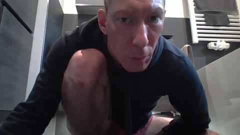 jak_81 online show from 12-07-24, 10:45