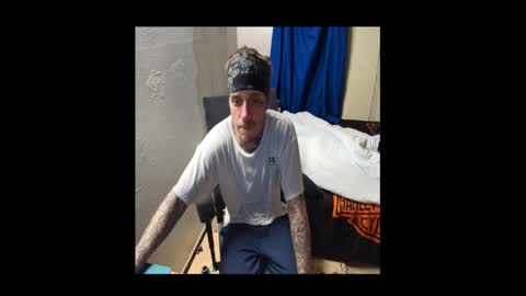 Snapshot of jake265897 chatting on 01-18-26, 07:01 showingitoff online show from 01-18-26, 07:01