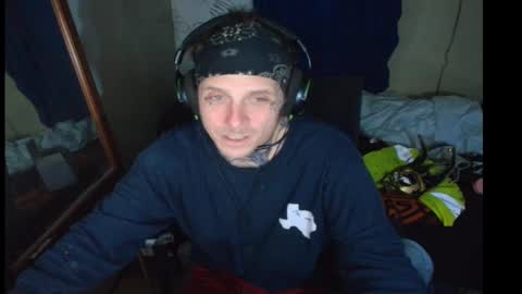 Snapshot of jake265897 chatting on 02-03-26, 04:32 showingitoff online show from 02-03-26, 04:32