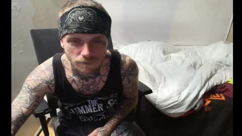 Snapshot of jake265897 chatting on 02-24-26, 04:43 showingitoff online show from 02-24-26, 04:43