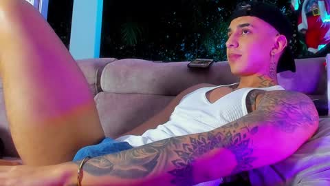 who is allen  follow me on ig and x  jake allen31 online show from 12-07-24, 05:26