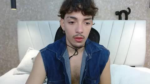 jake_laraxxx online show from 09-21-25, 05:58
