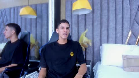 Snapshot of jakemoxleey chatting on 12-21-24, 08:21 jakemoxleey online show from 12-21-24, 08:21