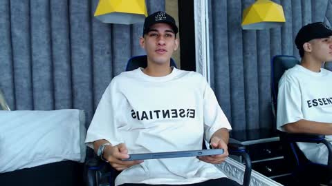 Snapshot of jakemoxleey chatting on 01-19-25, 12:39 jakemoxleey online show from 01-19-25, 12:39