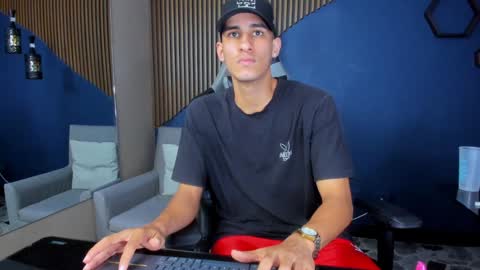 Snapshot of jakemoxleey chatting on 01-21-25, 01:18 jakemoxleey online show from 01-21-25, 01:18