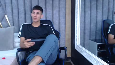 Snapshot of jakemoxleey chatting on 02-13-25, 02:52 jakemoxleey online show from 02-13-25, 02:52