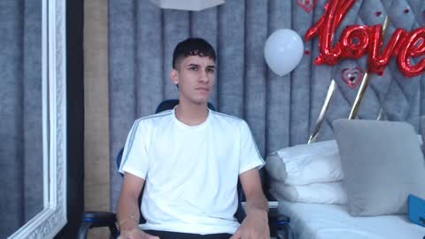 Snapshot of jakemoxleey chatting on 02-17-25, 12:16 jakemoxleey online show from 02-17-25, 12:16