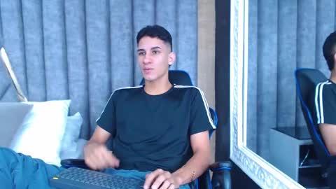 Snapshot of jakemoxleey chatting on 03-03-25, 12:05 jakemoxleey online show from 03-03-25, 12:05