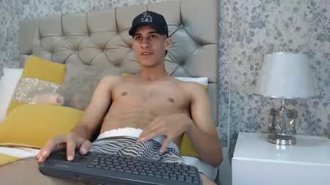 Snapshot of jakemoxleey chatting on 03-06-25, 09:20 jakemoxleey online show from 03-06-25, 09:20