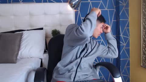 Snapshot of jakemoxleey chatting on 03-07-25, 12:34 jakemoxleey online show from 03-07-25, 12:34