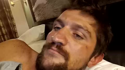 Snapshot of jakesixinchsnake chatting on 10-21-25, 02:34 SugaTitsNLilBubba online show from 10-21-25, 02:34