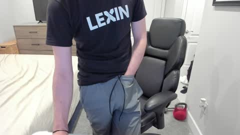 jakesnake442 online show from 12-29-24, 11:39