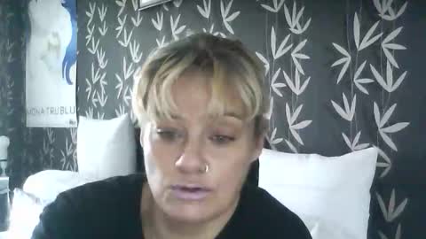 Snapshot of jakkilouise chatting on 10-23-25, 11:31 JAKKI LOUISE pornstar online show from 10-23-25, 11:31