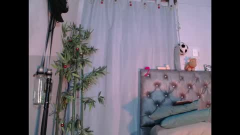 Jamaica online show from 12-21-25, 07:37