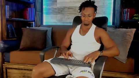   online show from 11-20-25, 05:07