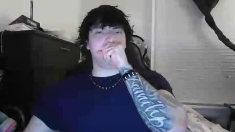 james4yew online show from 11-22-25, 01:59